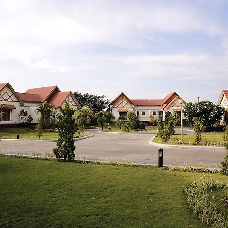 Myat Taw Win Hotel Naypyidaw Ruang foto