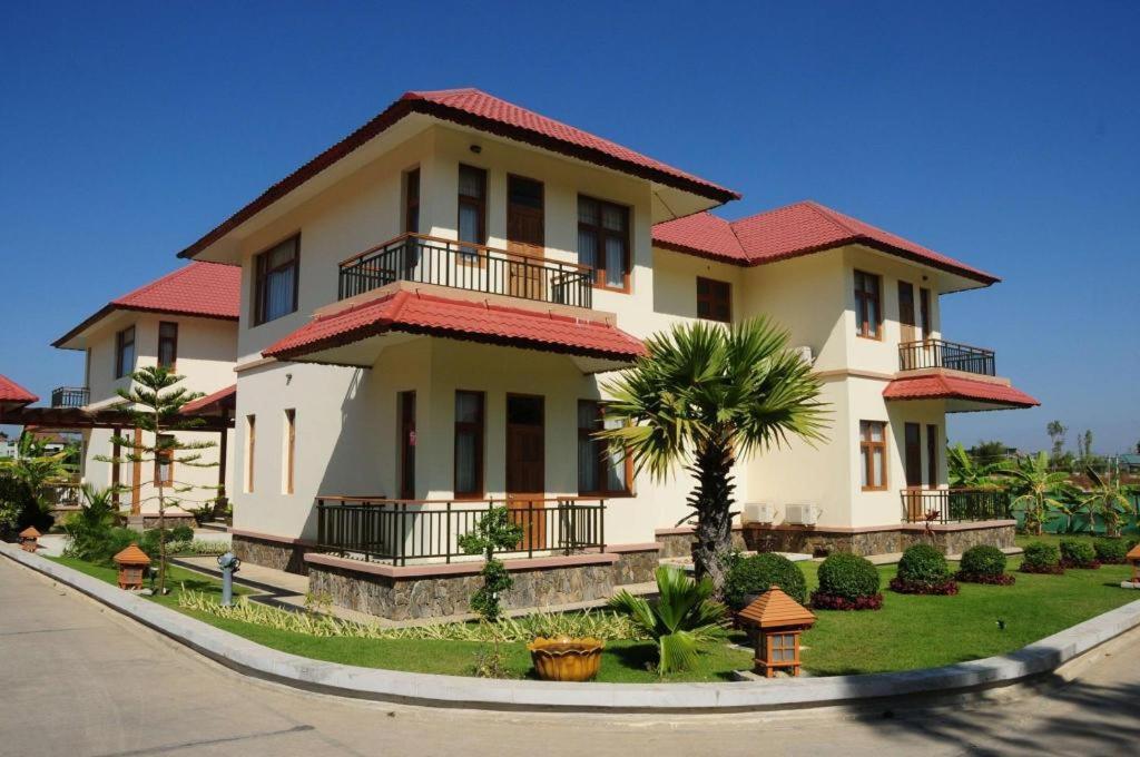 Myat Taw Win Hotel Naypyidaw Bagian luar foto