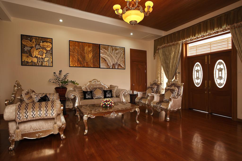 Myat Taw Win Hotel Naypyidaw Ruang foto