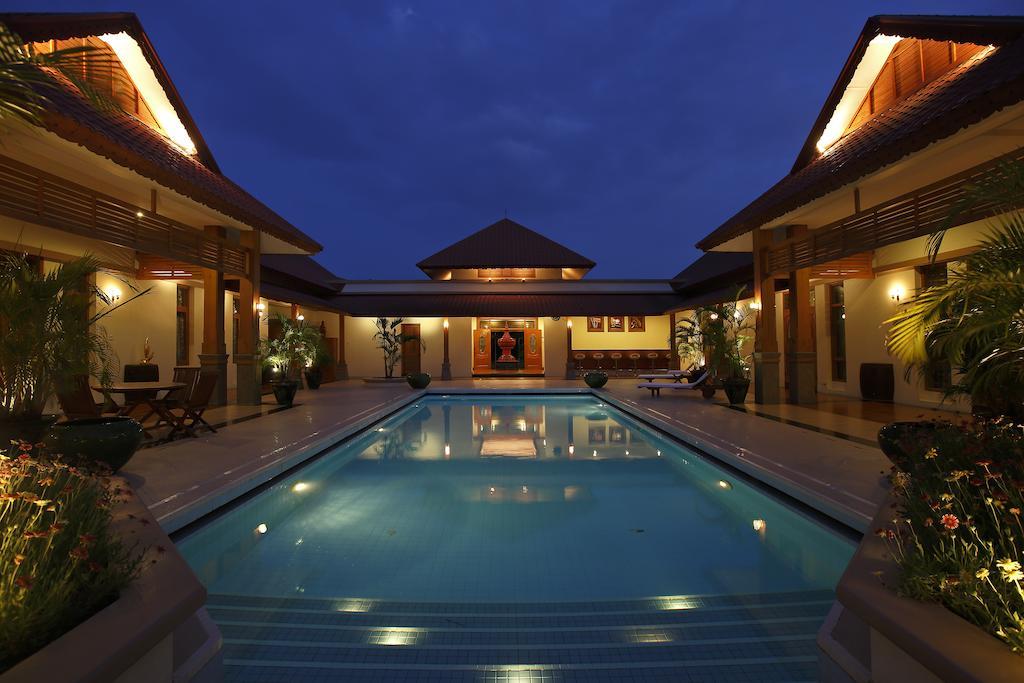 Myat Taw Win Hotel Naypyidaw Bagian luar foto