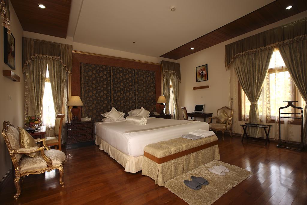 Myat Taw Win Hotel Naypyidaw Bagian luar foto
