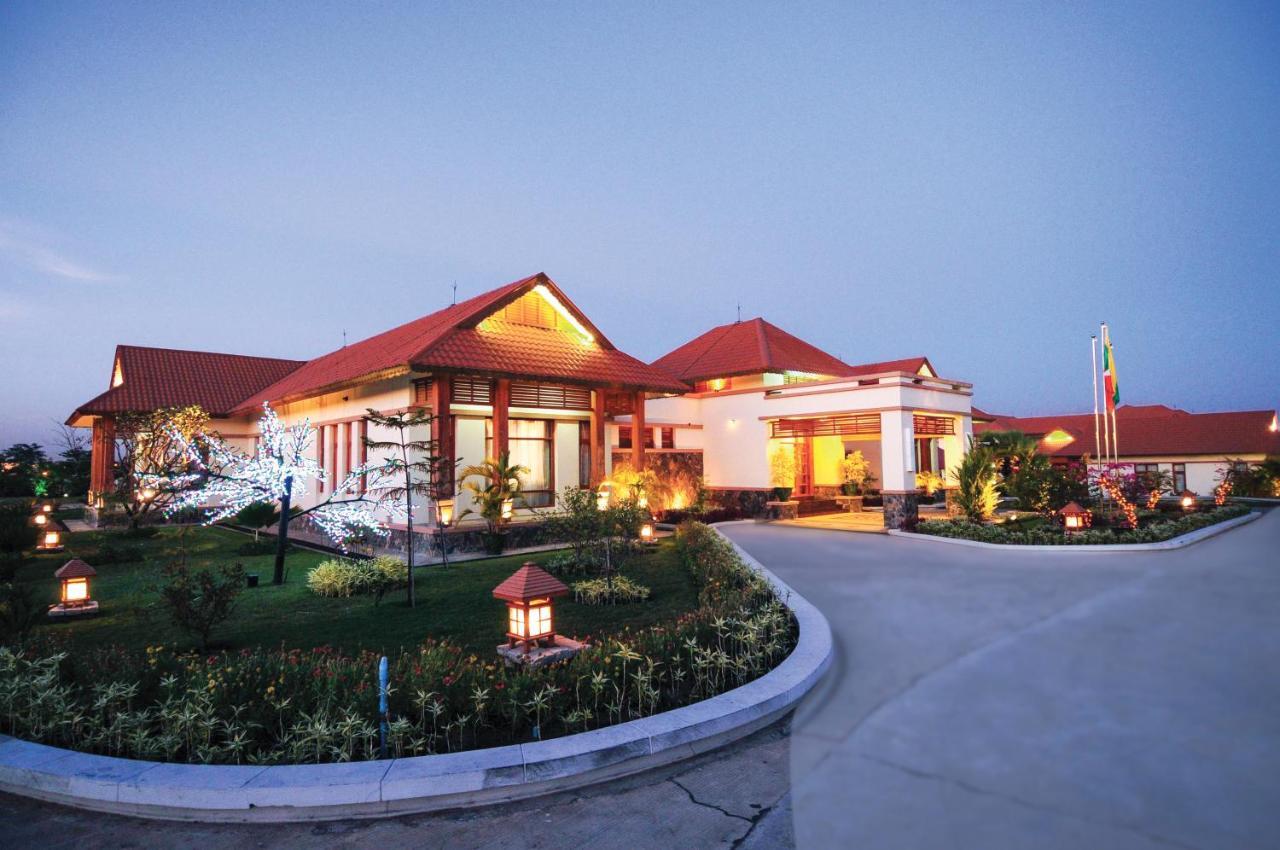 Myat Taw Win Hotel Naypyidaw Bagian luar foto