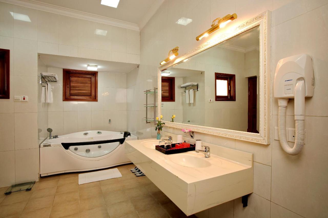 Myat Taw Win Hotel Naypyidaw Bagian luar foto